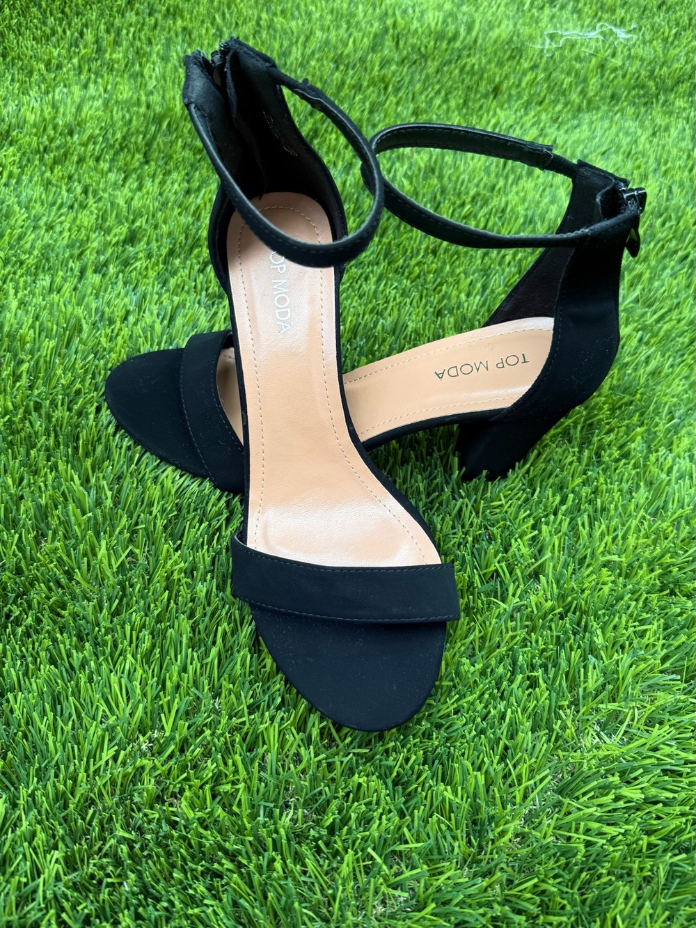 TOP Moda Black Ankle-Strap Block Heel Sandals with Single Front Band